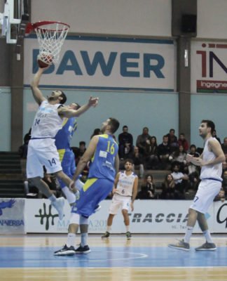 Olimpia Matera supera Pozzuoli al Palasassi