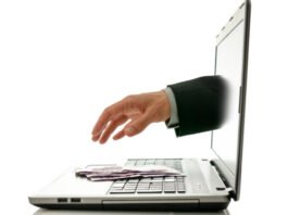 I consigli pratici della Polizia Postale per evitare le truffe online